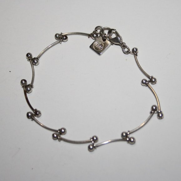 NH Jewelry - Beautiful silver NH Bracelet 7"